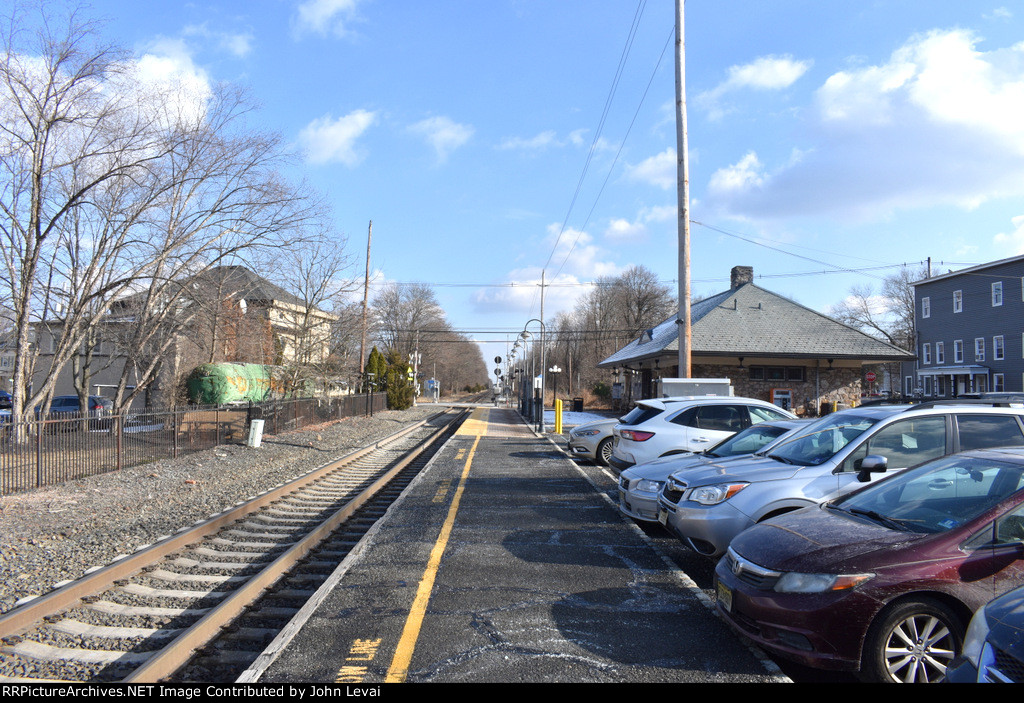 Looking east toward Raritan, Plainfield, Newark, and NYC from White House Depot 